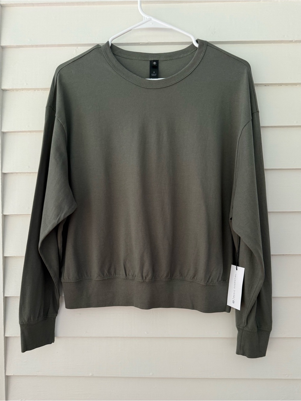 AG | Basic Essential Olive Long Sleeve Knit Top NWT Size Small